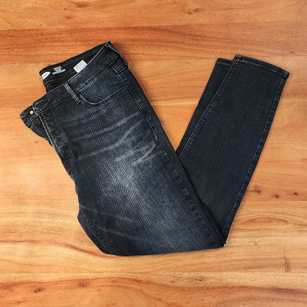 Old Navy Rockstar Super Skinny High Rise Jeans Size 16